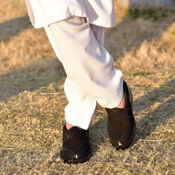 Handmade Black Suede Leather Norozi Chappal – 09237