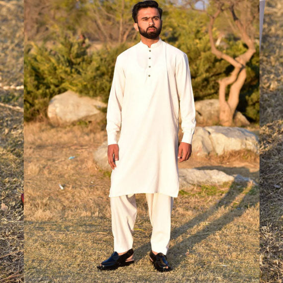 Handmade Black Norozi Chappal with Double Tire Sole