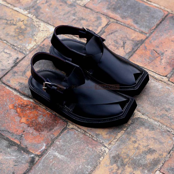 Handmade Black Leather Kaptaan Chappal – 092171