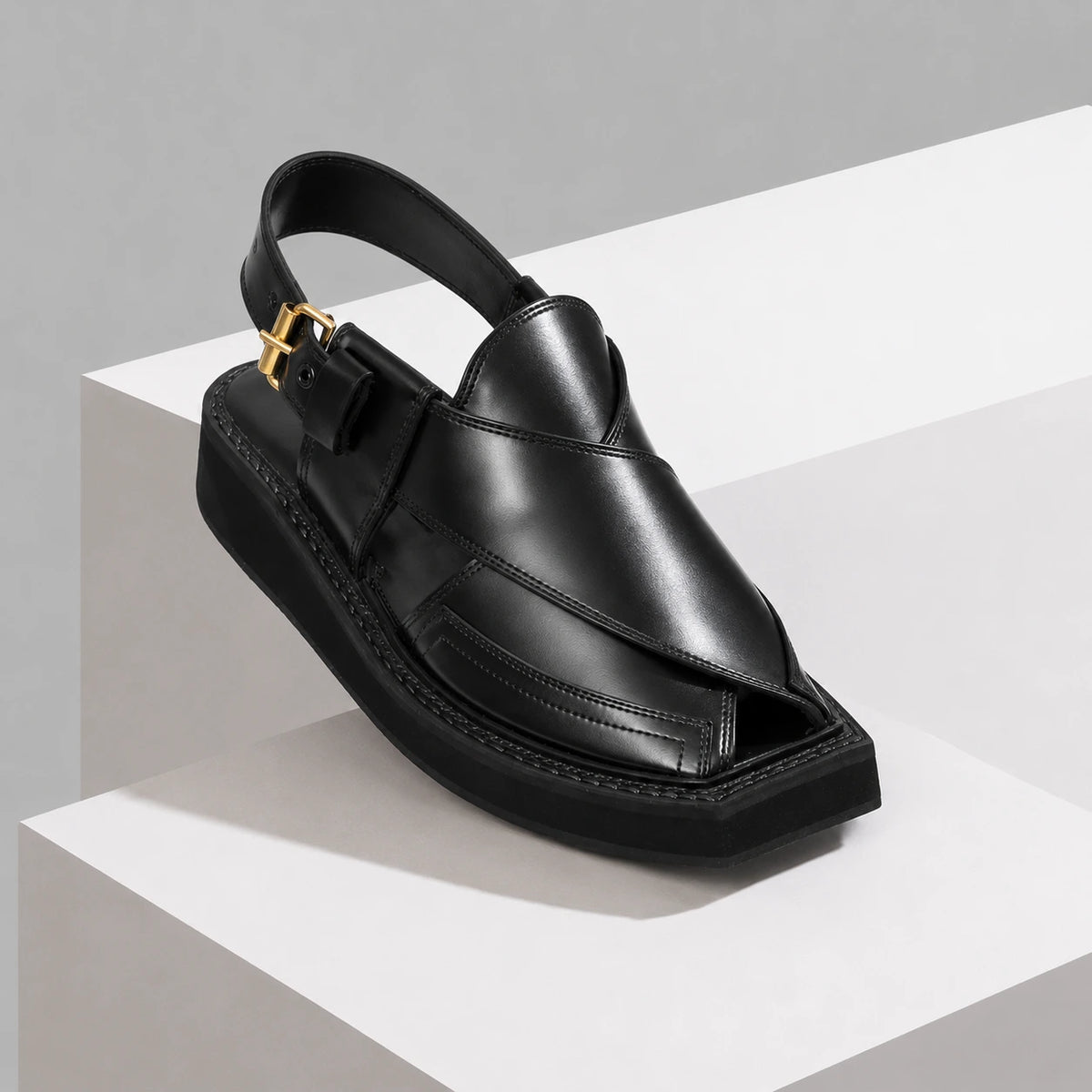 Iconic Black Leather Kaptaan Chappal