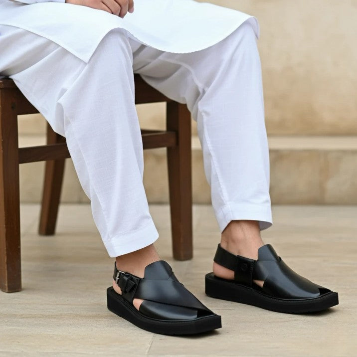 Handmade Black Leather Kaptaan Chappal – 092171