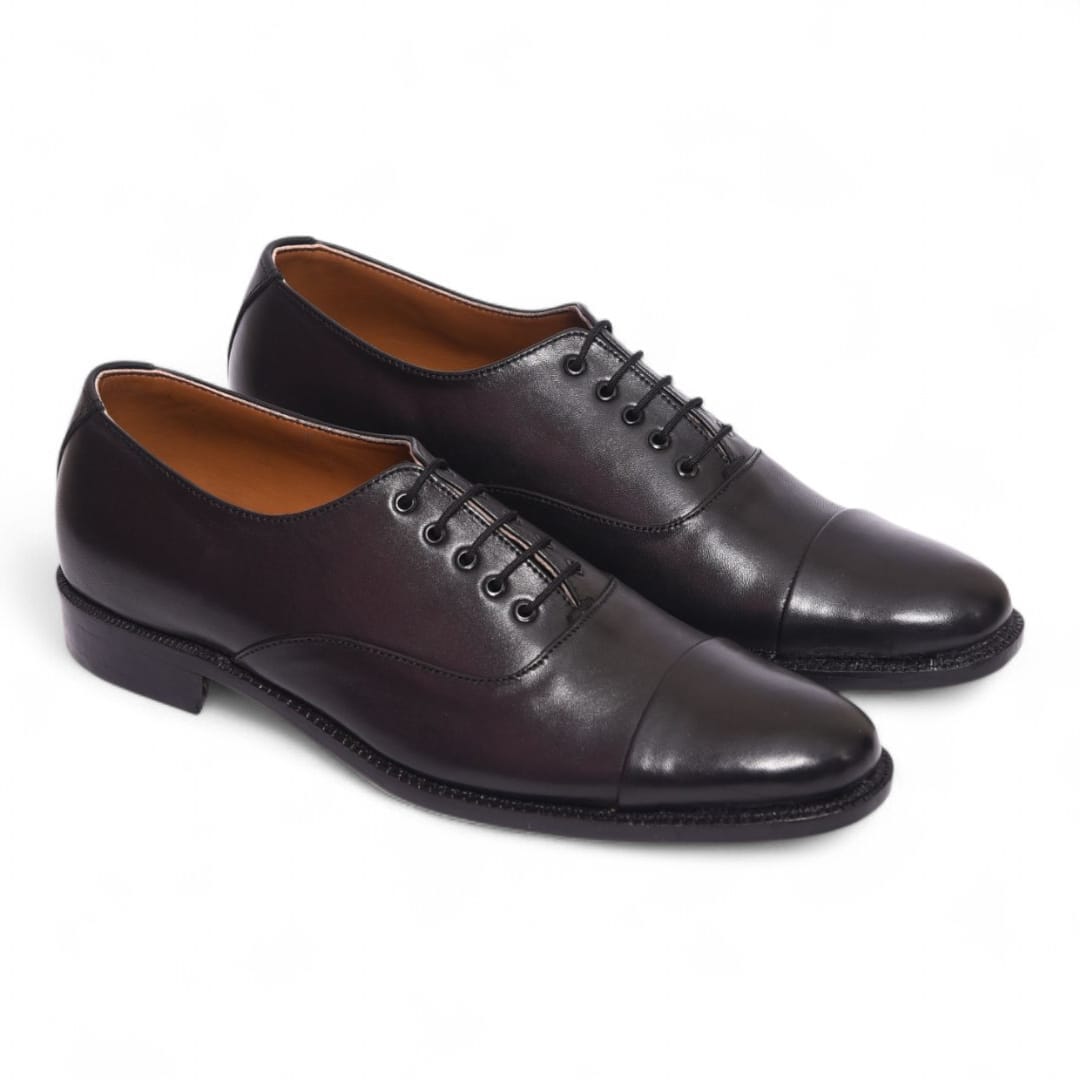 Mens Leather Oxford Dress Shoes with Closed Lacing and Leather Sole - 092161