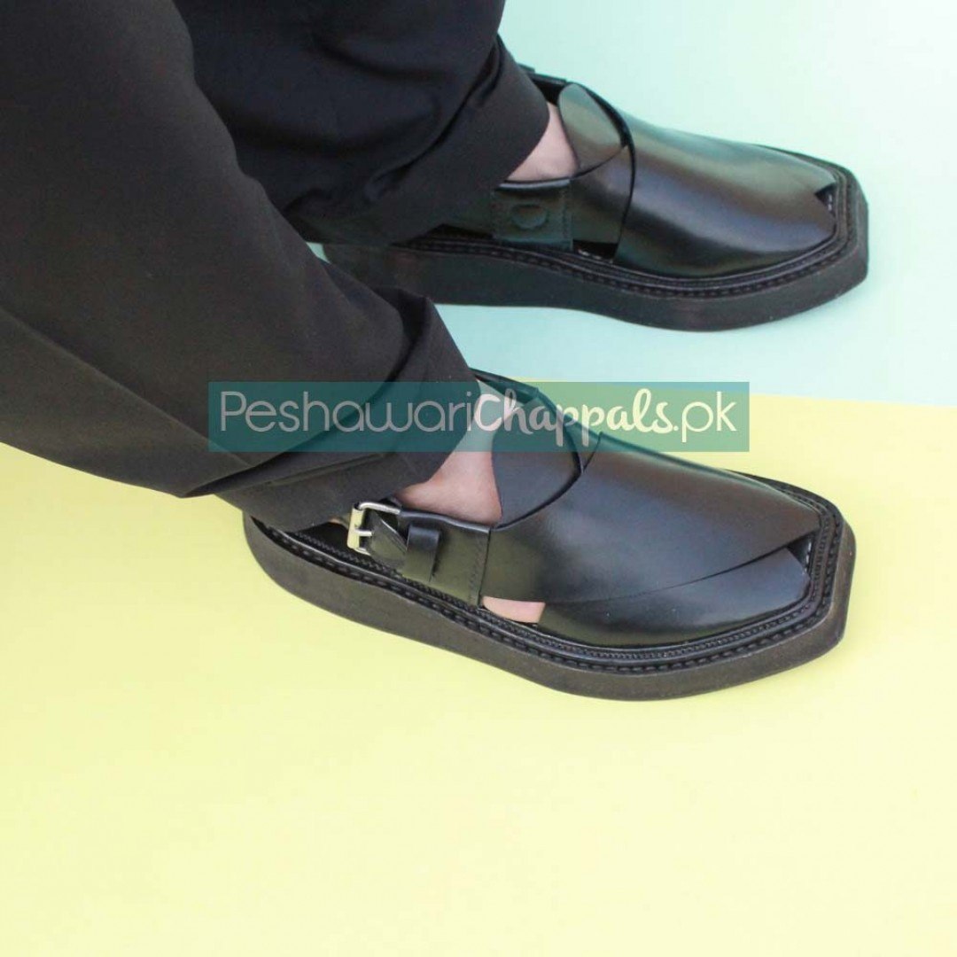 Completely Hand Stitched Iconic Black Kaptaan Chappal - 092170